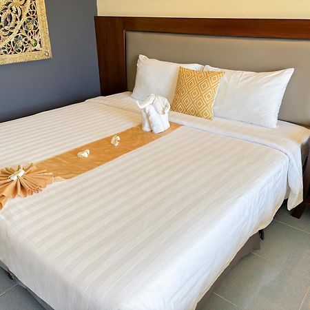 Blue Beach Grand Resort And Spa In Chalong Phuket By Dayuu Ban Saiyuan Εξωτερικό φωτογραφία