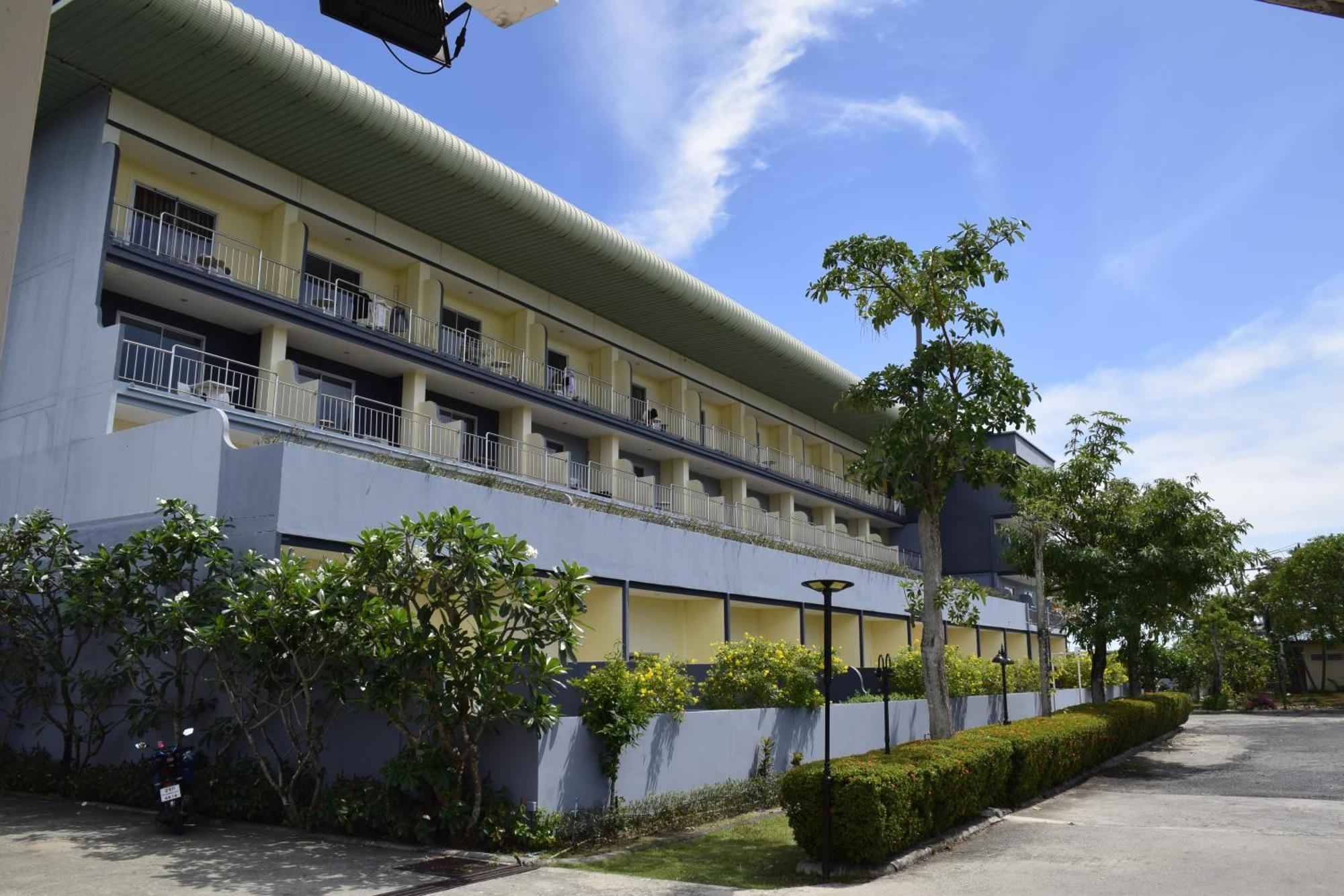 Blue Beach Grand Resort And Spa In Chalong Phuket By Dayuu Ban Saiyuan Εξωτερικό φωτογραφία