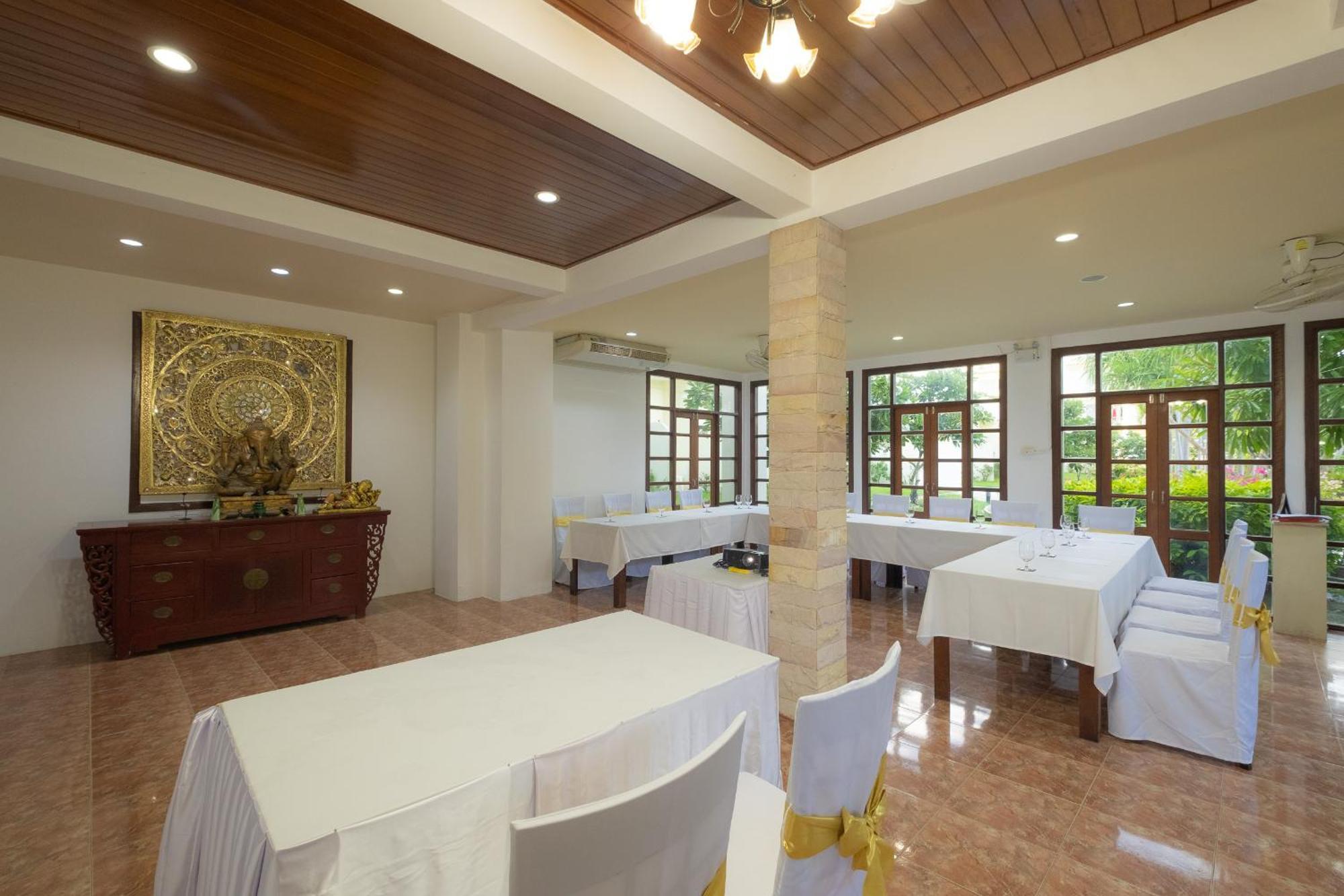 Blue Beach Grand Resort And Spa In Chalong Phuket By Dayuu Ban Saiyuan Εξωτερικό φωτογραφία