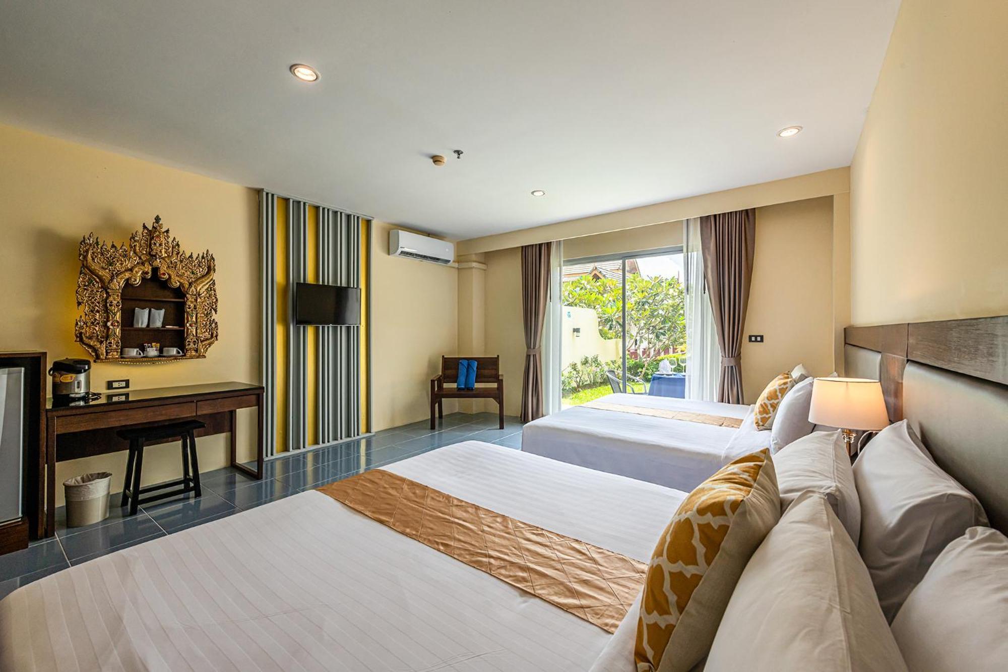 Blue Beach Grand Resort And Spa In Chalong Phuket By Dayuu Ban Saiyuan Εξωτερικό φωτογραφία