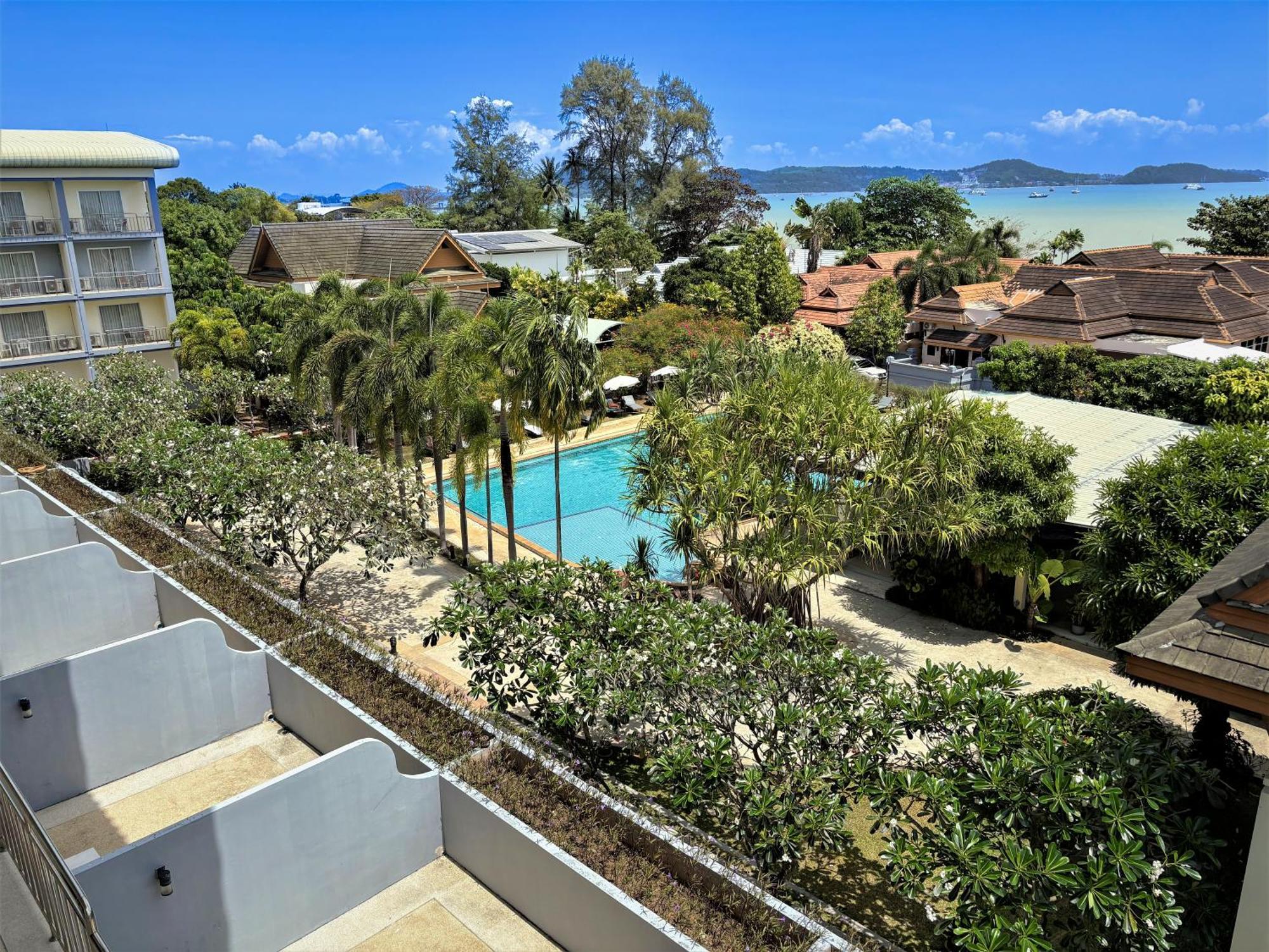 Blue Beach Grand Resort And Spa In Chalong Phuket By Dayuu Ban Saiyuan Εξωτερικό φωτογραφία