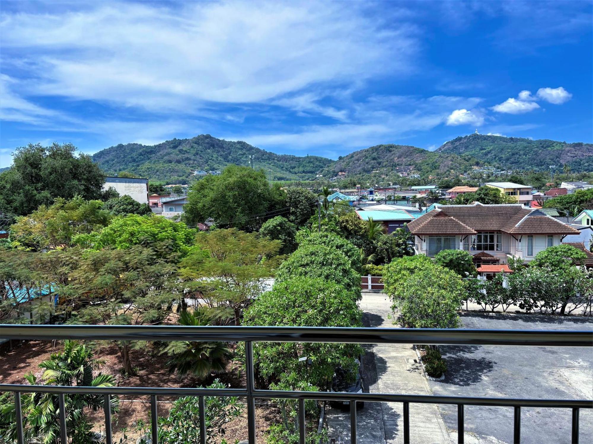 Blue Beach Grand Resort And Spa In Chalong Phuket By Dayuu Ban Saiyuan Εξωτερικό φωτογραφία